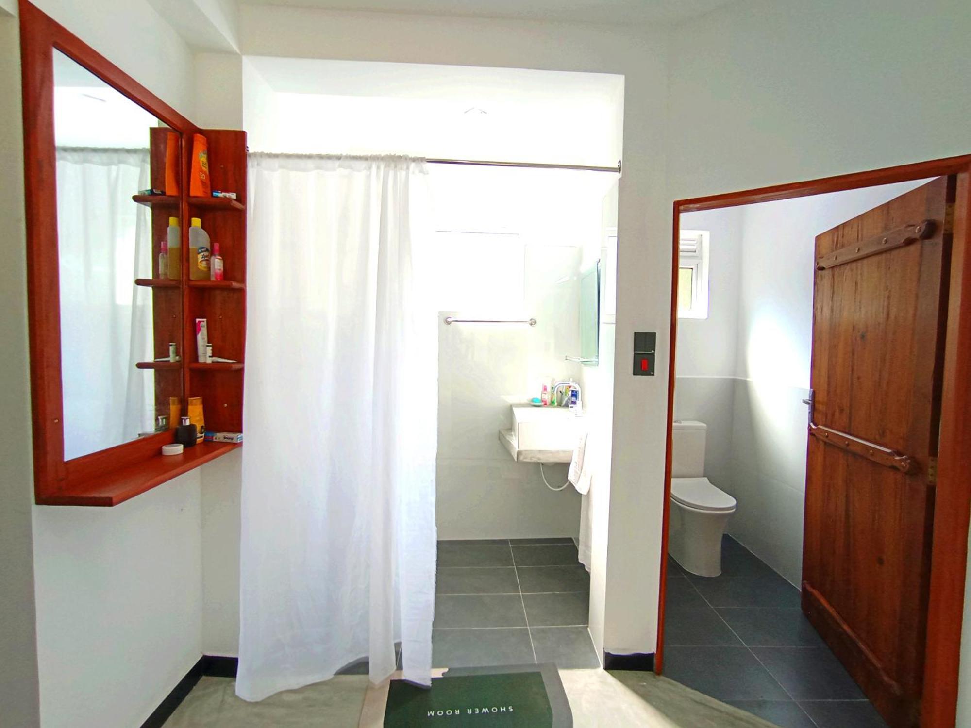 Thusara Guesthouse Mirissa Extérieur photo
